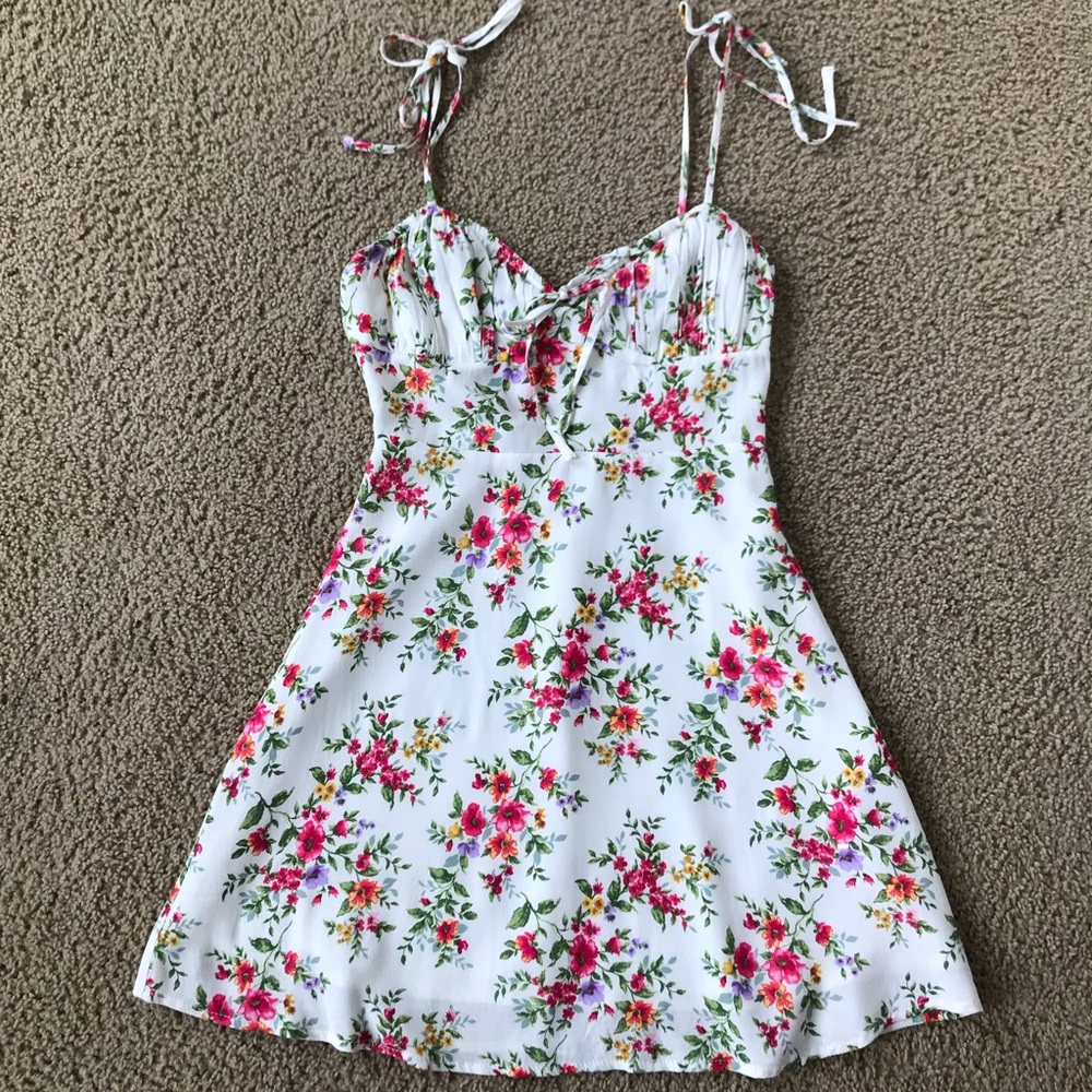 Flirty floral mini dress